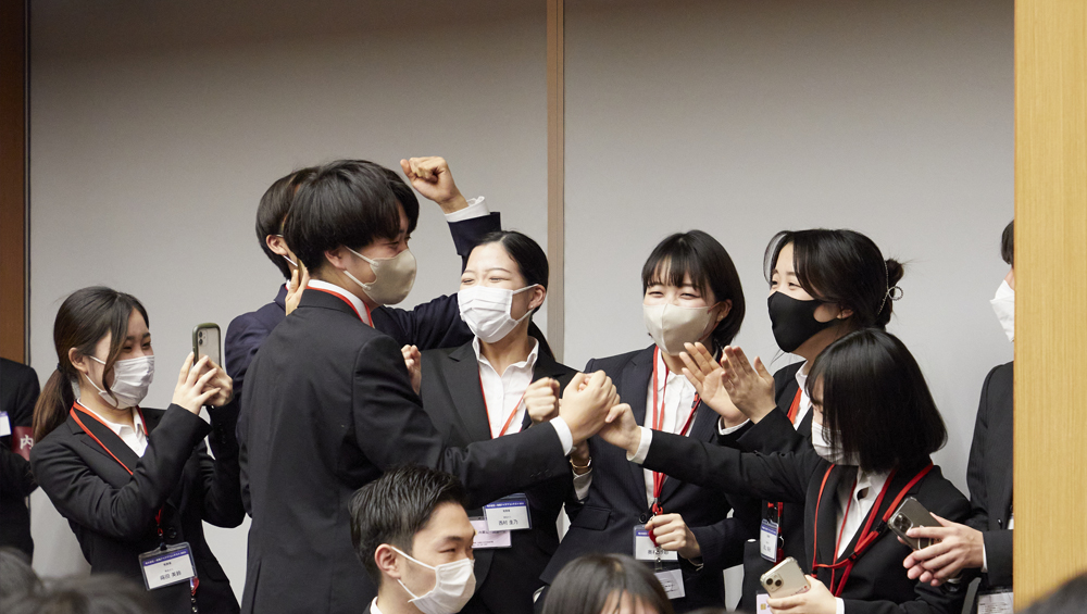 地方創生☆政策アイデアコンテスト2022最終審査会&表彰式の様子